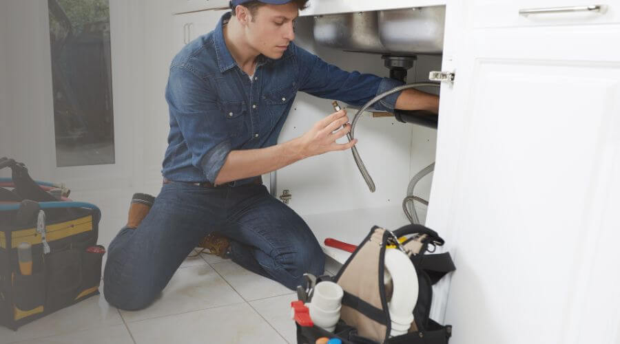 Expert burst pipe repair services in Goodrich, TX